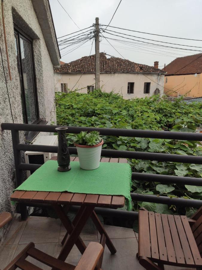 Heart Of Old Town Guesthouse พอดโกริกา ภายนอก รูปภาพ