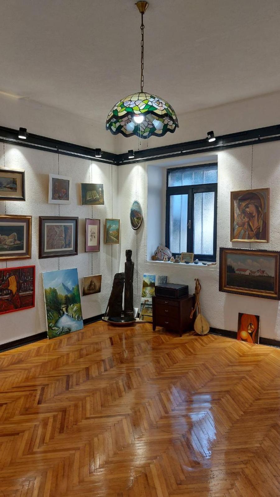 Heart Of Old Town Guesthouse พอดโกริกา ภายนอก รูปภาพ